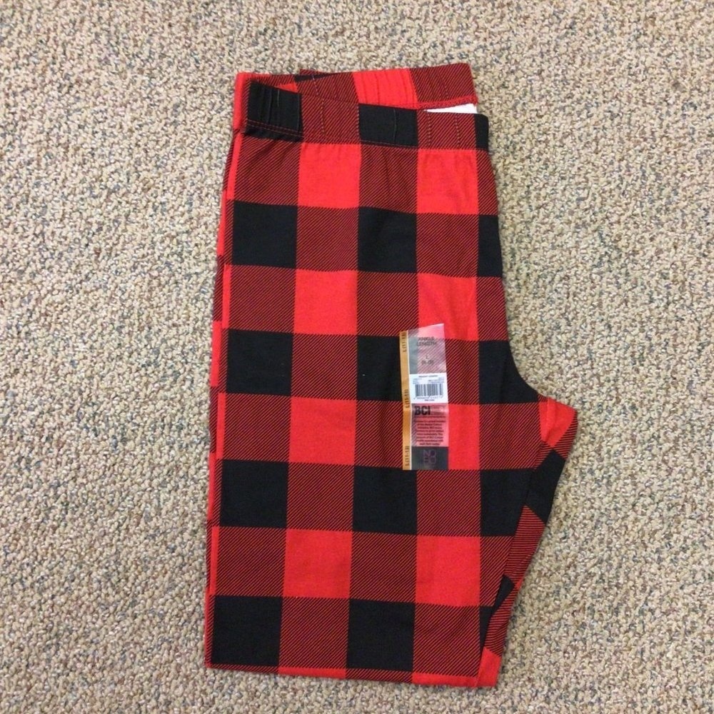 NWT one‎ pair leggings size L (12-14)